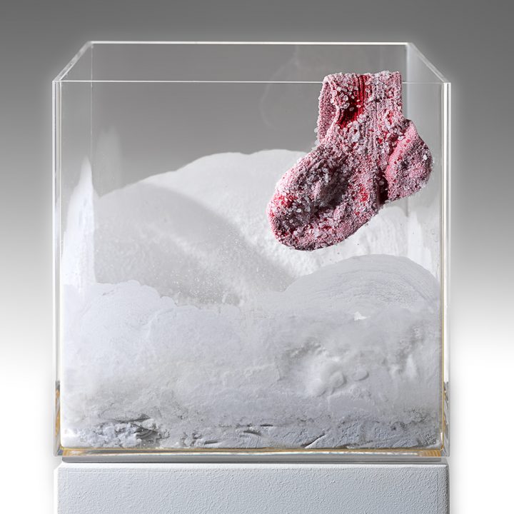 verlassen | Acrylbox, Salz, Kindersocke